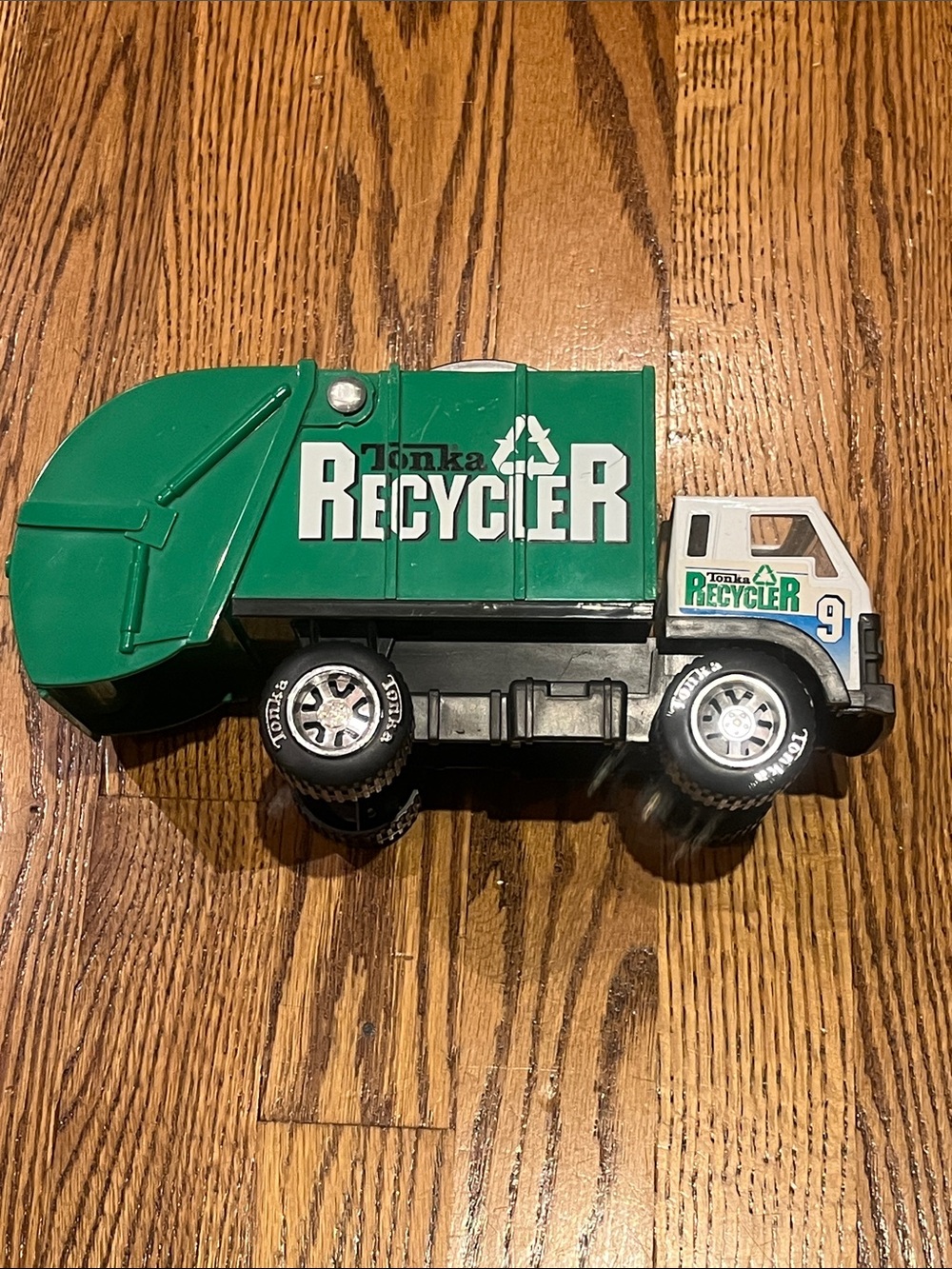 Vintage Tonka "Recycler" 9 truck